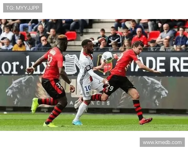 奥厄主场迎战斯图加尔力争胜利双方战术对决引人关注